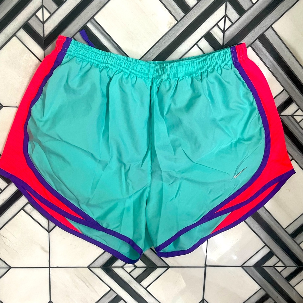 Nike Tempo Dri-Fit Running Short Size Medium
